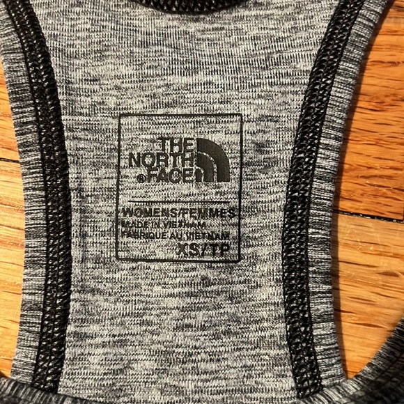 Great condition The North Face tank - Picture 2 of 2